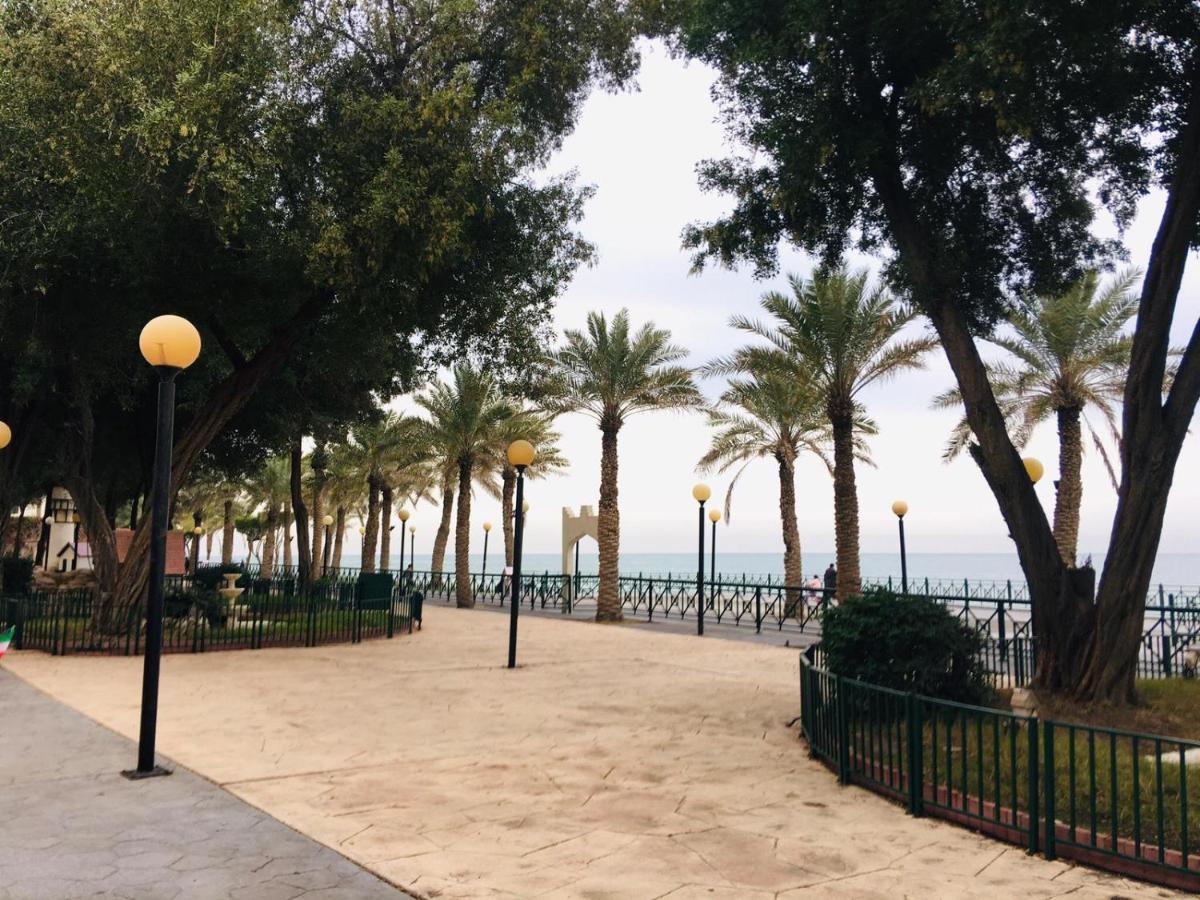 Gulf Blue Waves أمواج الخليج الزرقاء Kuwait City Exterior foto