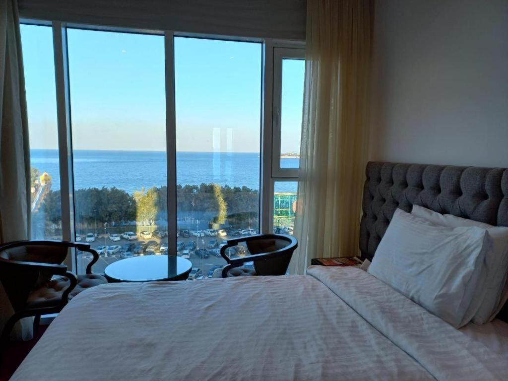 Gulf Blue Waves أمواج الخليج الزرقاء Kuwait City Exterior foto